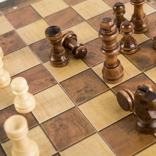 Foldable Wooden Chess Set Board Game - GamesTü - huB